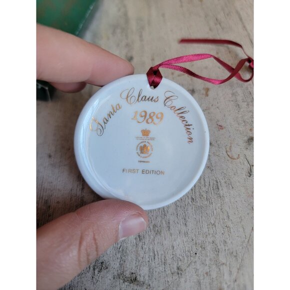 Denmark Copenhagen porcelain 1989 Santa Claus collection ornament Xmas - Picture 5 of 6